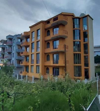 Rigandi Apartment Durres Ngoại thất bức ảnh